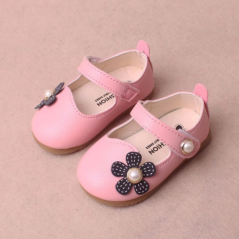 chaussure montante fille