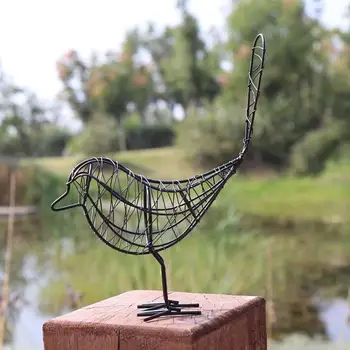 

Simple Wrought Iron Bird Figurine Desktop Ornaments Handmade Crafts Gifts