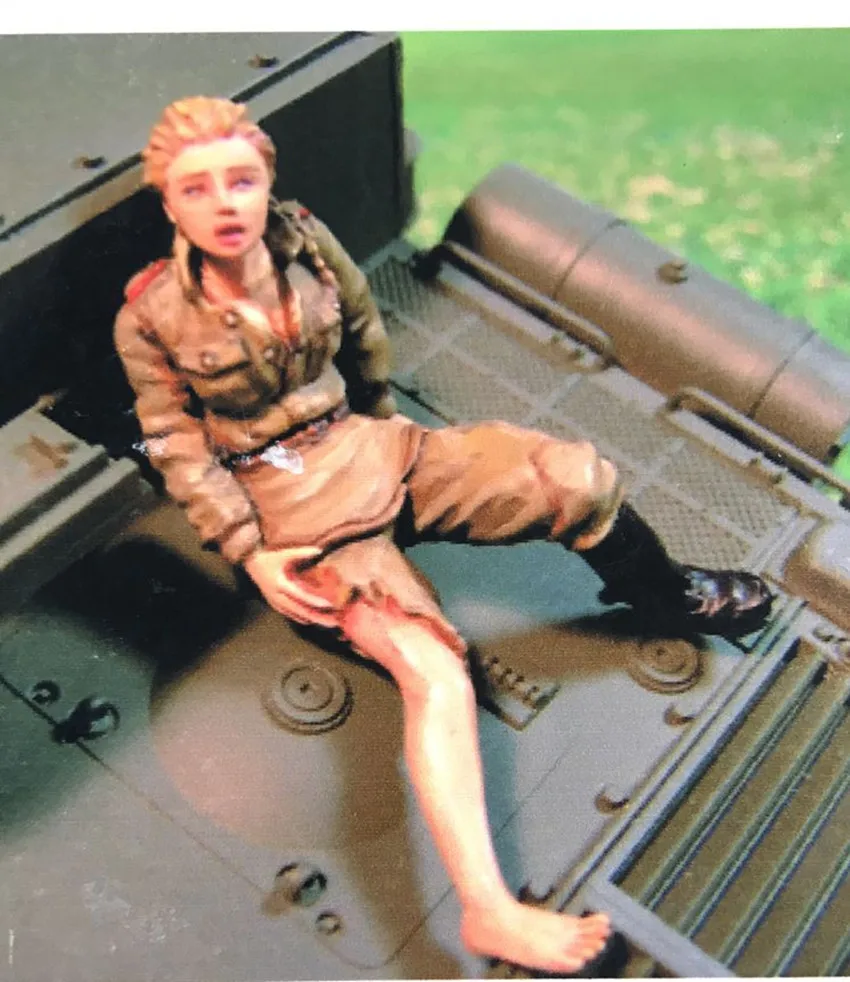 

1/35 Resin Figure Model Kit Unassambled Unpainted 225