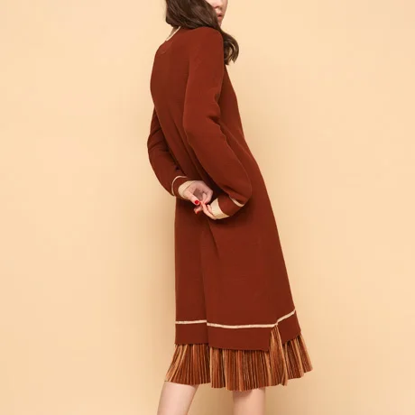 Toyouth круглый воротник контрастного Цвет поддельные из двух частей разрез платье В лоскутном стиле прямые Платья-свитеры выше колена женские - Цвет: Brown
