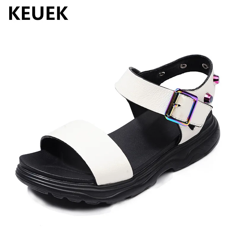 

New Children Sandals Rivets Beach Shoes Girls Princess Summer Soft Leather Toddler Flat Open Toe Student Baby Sandals Kids 02