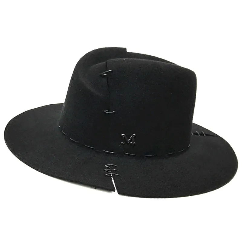 

[EWQ] New Summer 2019 Fashion Hat European Split Sewing Design Joint Metal Letter Decoration Women Caps BA04801