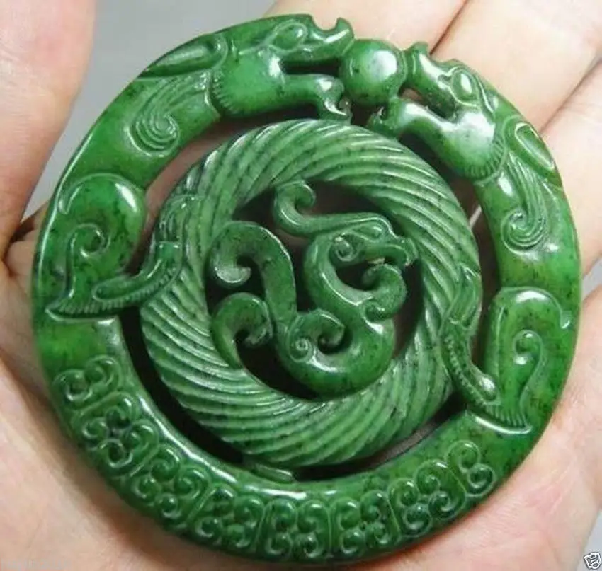 CHINESE OLD HANDWORK CARVED JADE DRAGON PENDANTin Statues & Sculptures