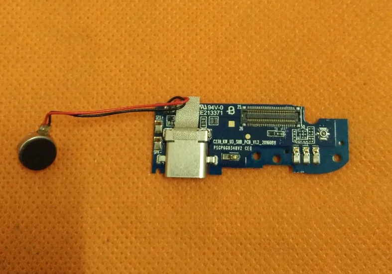 Б/у оригинальная зарядная плата с USB разъемом для UMI Plus 5 &quotFHD MTK6755 Helio P10 Octa Core