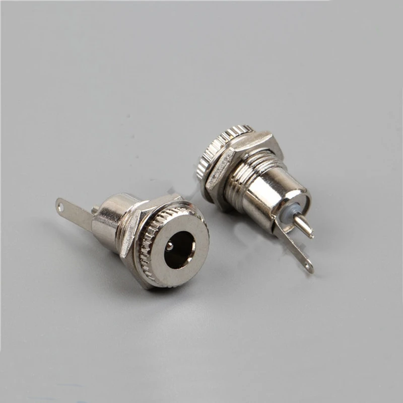 

DC Power Socket 5.5*2.1 Threaded High Current Full Metal Charging Socket Female