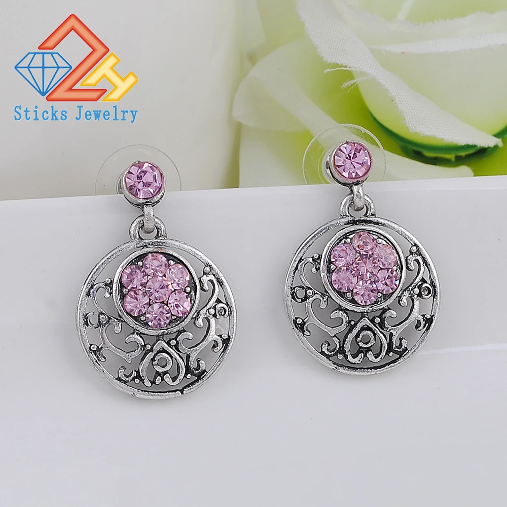 

(1pair / lot) Plated Ancient Silver Alloy Retro Hollow Lady Earrings