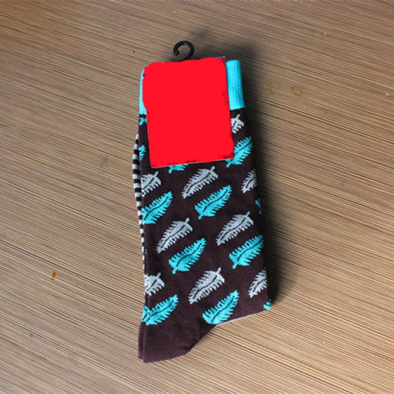 Веселые Носки с рисунком кактуса/пингвина/вишни/национального флага, Креативные Свадебные Носки с рисунком, мужские деловые носки Harajuku - Цвет: Violet Socks