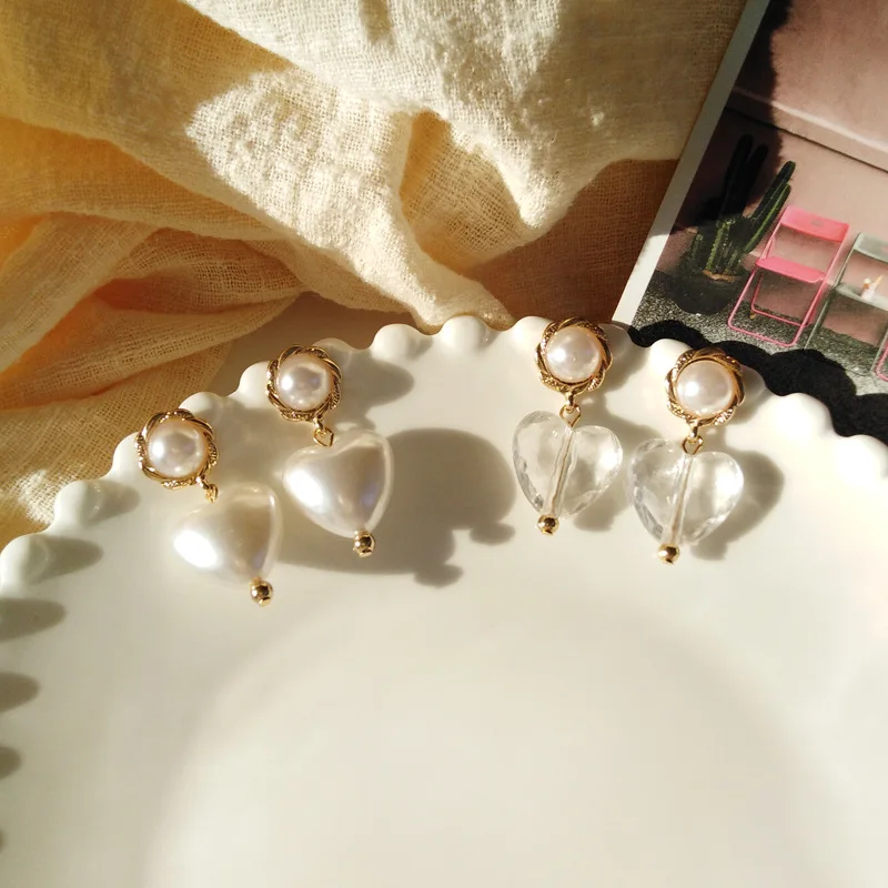 

Elegant Geometric White Transparent Resin Heart Clips Earrings Without Piercing Hole Simulated Pearl Stone Ears Clips on Earring