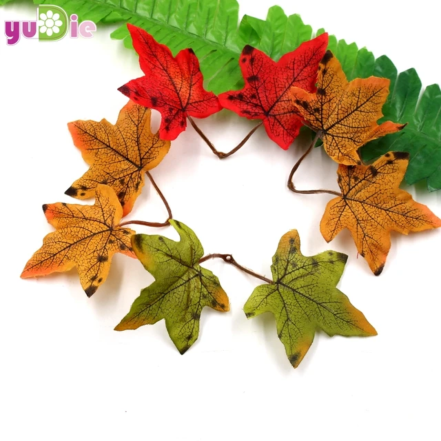 100pcs artificial maple leaves