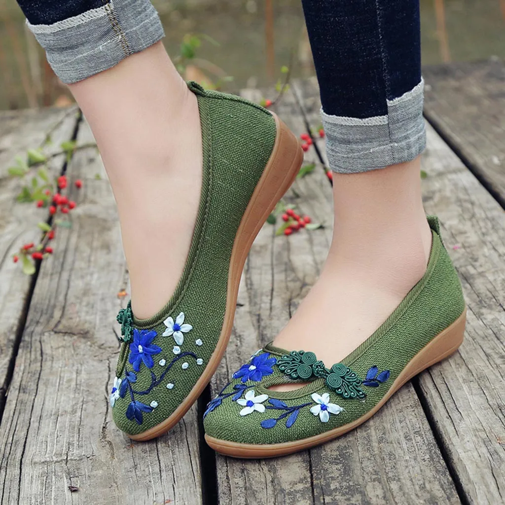 

Vogue Flat Shoes Women Nice Floral Embroider Lady Boat Shoes Canvas Casual Flat Shoes Women Chaussures Femme