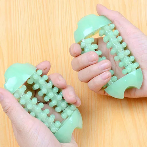 1PCS green Plastic Dual Hand Finger Massager Roller Joint Relaxing Nail
