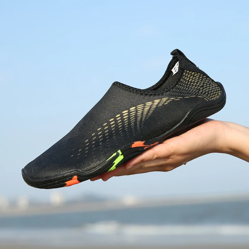 

Water Shoes Men Woman Beach Summer Outdoor Shoes Swimming Slipper Aqua Shoes Socks Lighweight Couples Sea Shoes