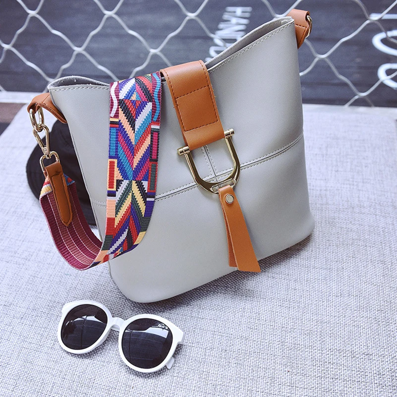 

Brand Women Leather Messenger Bag Crossbody Bag Shoulder Bags Female Designer Handbags Women bags with colorful strap sac a main