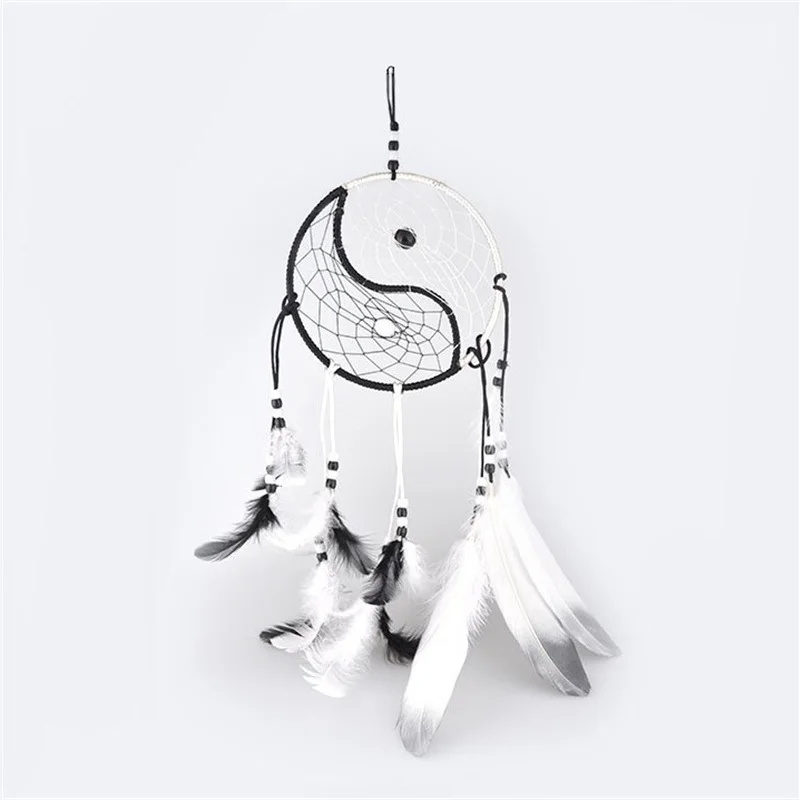

Beautiful Dream Catcher hand-woven Dreamcatcher with black White feathers for home wall decorations Car is hanged adorn,04A33A07