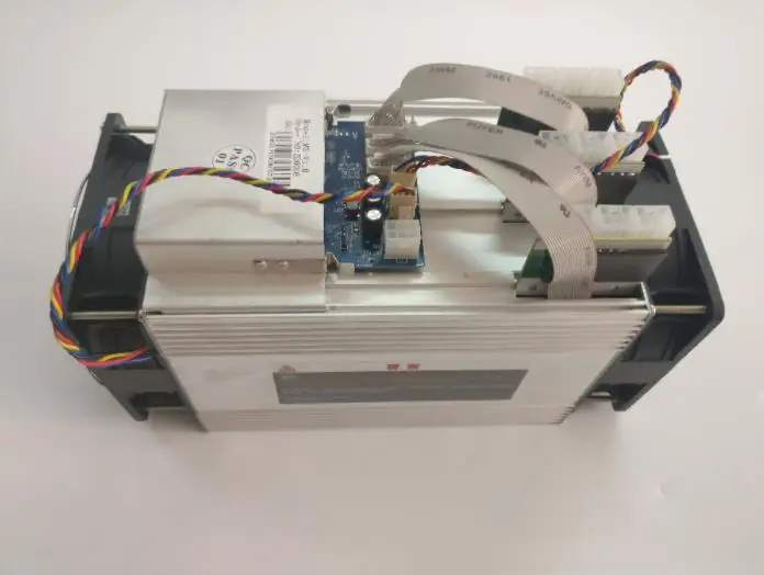 Б/у Майнер KUANGCHENG Asic BTC whatsminer M3 11 5 го/с (макс. 12 t/s) 0 17 кВт/ТХ биткоинов ASIC лучше чем