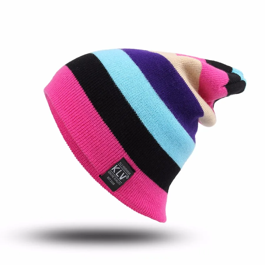 hat female CAP6A10 (1)