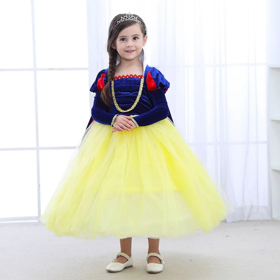 Snow White Costumes (7)