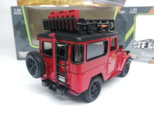 Двигатель MAX 1:24 Toyota FJ40 красный сплав модель автомобиля литья под давлением металлические игрушки подарок на день рождения для детей мальчик