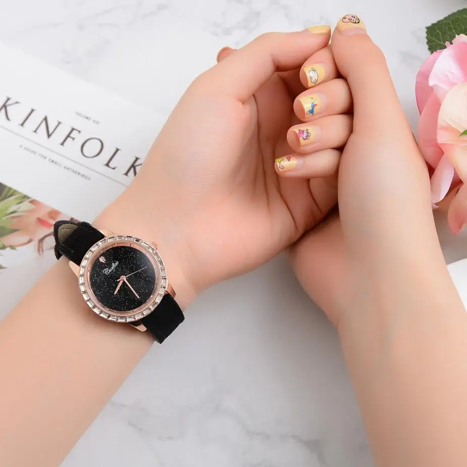 2018 Для женщин Повседневное кварцевые кожаный ремешок часы аналоговые наручные часы Для женщин кварцевые часы Нержавеющая сталь relogio feminino