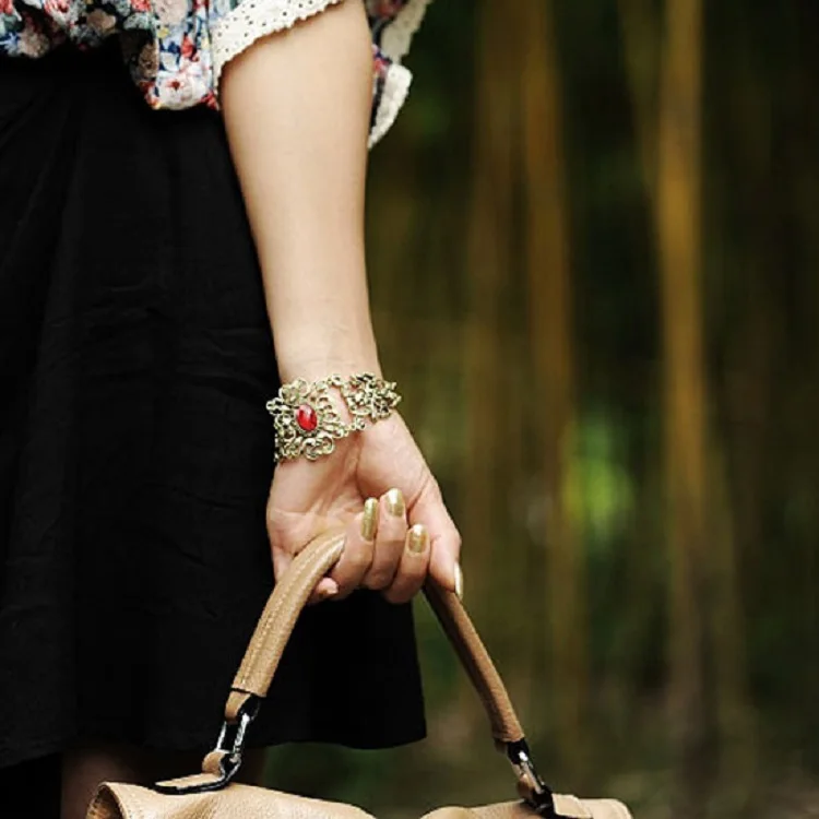 2015 New Fashion Style Retro Palace Inlaid Rhinest...