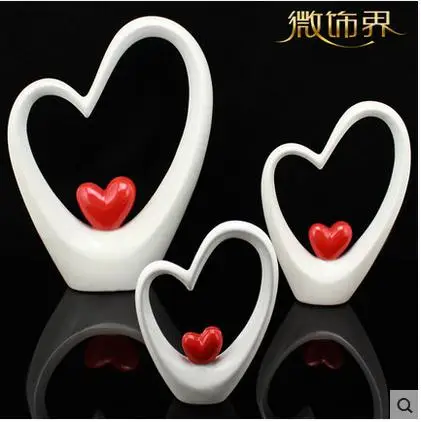 Goede Keramische standbeeld home decor ambachten kamer decoratie keramische hart en hart ornament porseleinen beeldjes bruiloft decoraties