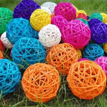

100pcs Photography Photo Props Accessories 2.5cm Small Sepak Takraw Ball Round rattan Ball Decoration 003001001