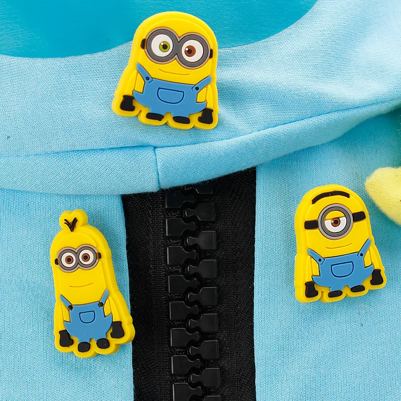 

9pcs/set Cute cartoon Brooch Safety Pin Brooch Character Design Brooch Minions Big eye sprout Lovely Symbol of friendship