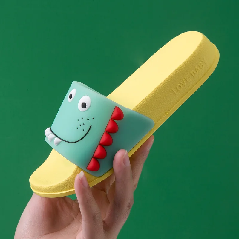 Женские домашние тапочки для родителей и детей с героями мультфильмов Летняя
