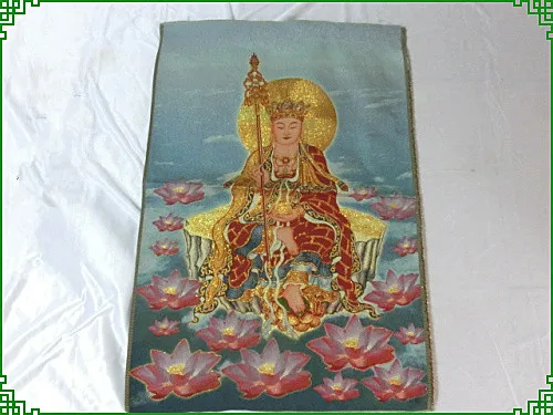 

The religious activities of Thangka Buddha Ksitigarbha crafts medium