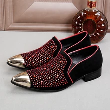 Gold Steel Toe Spiked Loafers Red Glitter Mens Slip On Dress Wedding Shoes For Men Business Crystal Mens Leather shoe lasts italian mens shoes genuine leather gold toe summer dress shoes mixed colors slip on velvet slippers loafers shoe lasts