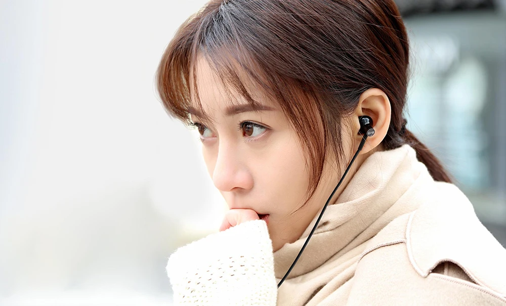 Original Xiaomi Hybrid Dual-unit Half in-Ear Headphones Dynamic Ceramic horn MEMS Microphone Wire Control for Android iOS phone 10