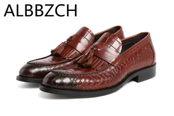 

Fshion tassel men shoes luxury wedding dress shoes mens embossed cow leather business office work party slip-on oxford man shoes
