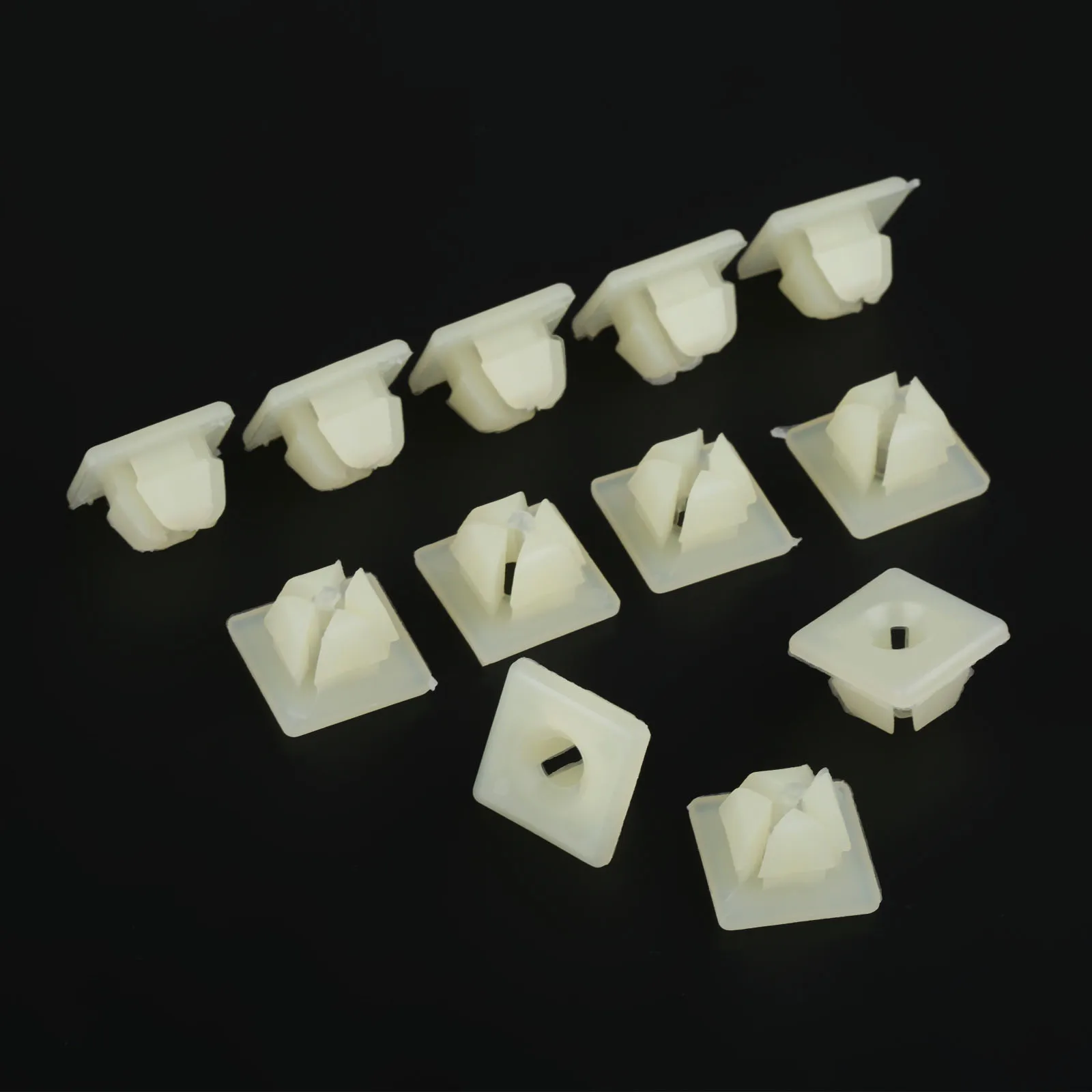 10 Stück Zierleistenklammern Mit Tülle - Halterung Für VW Golf 3, Passat 3