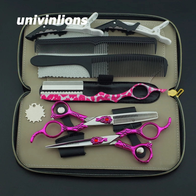 профессиональный набор для волос. набор расчесток диваил. набор расчесок для волос. инструменты парикмахера расчески. инструменты для стрижки.