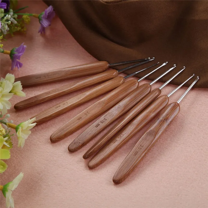 

2017 The Newest 20Pcs Bamboo Crochet Hooks Knitting Needles Set with Case