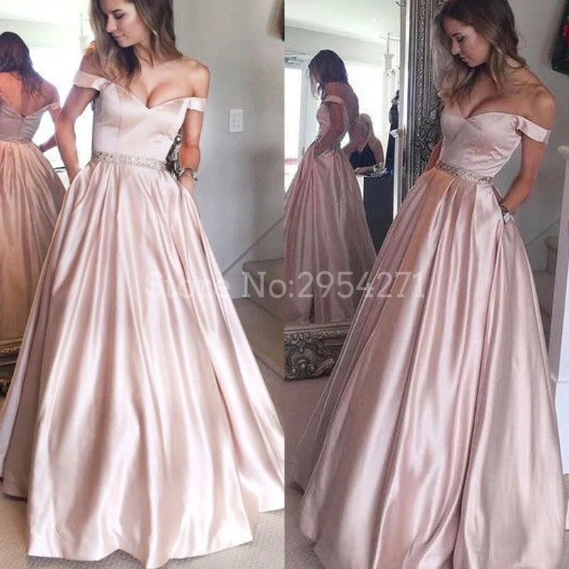 vestido rosa de cetim