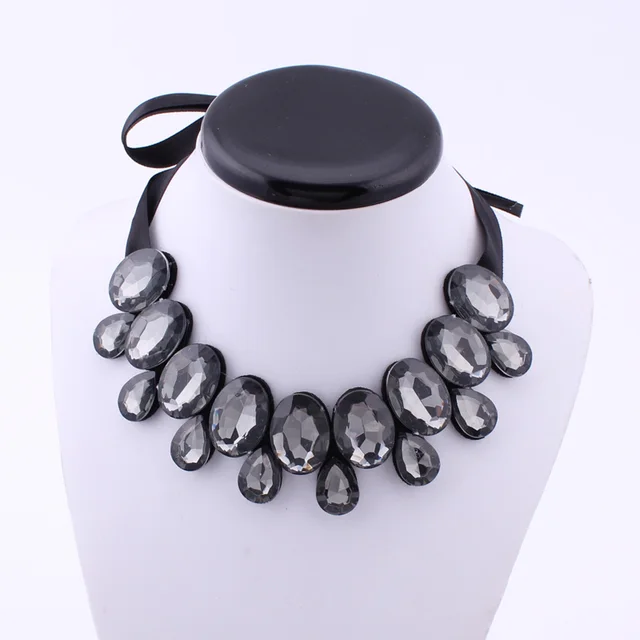 Gargantilla de cristal con diamantes de imitación para mujer, collar ajustable con forma de gota de agua ovalada, en 4 colores, para fiesta Gargantilla de cristal con diamantes de imitación para mujer, collar ajustable con forma de gota de agua ovalada, en 4 colores, para fiesta