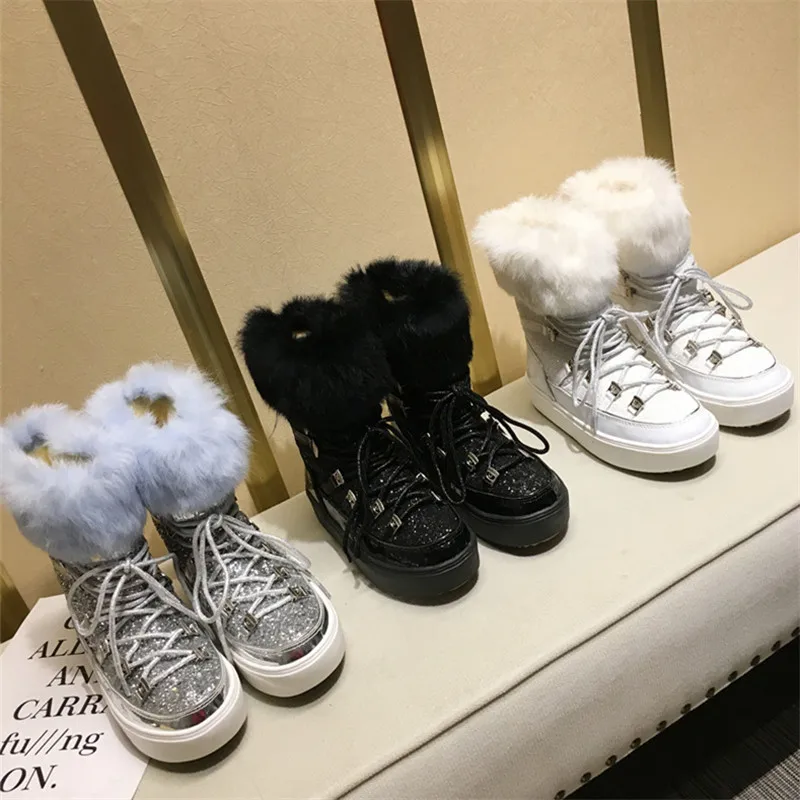 Блестящие теплые зимние ботинки; коллекция года; Модные женские ботильоны для подиума; обувь на платформе; женские зимние мотоциклетные ботинки