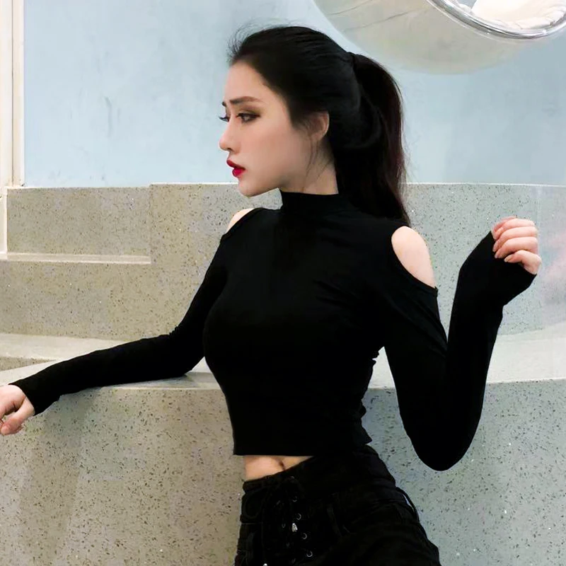

Black belly-baring top for women 2018 new long-sleeved autumn/winter belly-baring top with a halter top