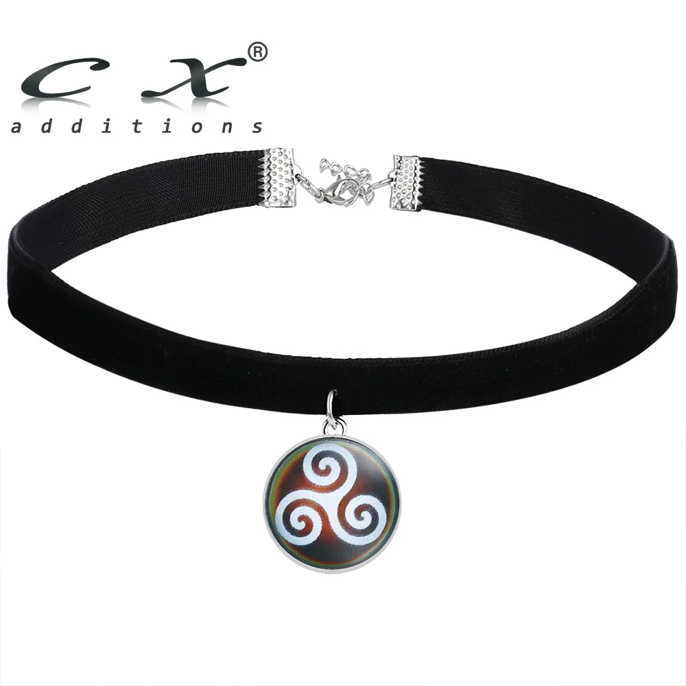 

CXADDITIONS VisionMood Teen Wolf Triskele Pendant Choker Neckalce Glass Mood Choker Temperature Change Color Feeling Emotional