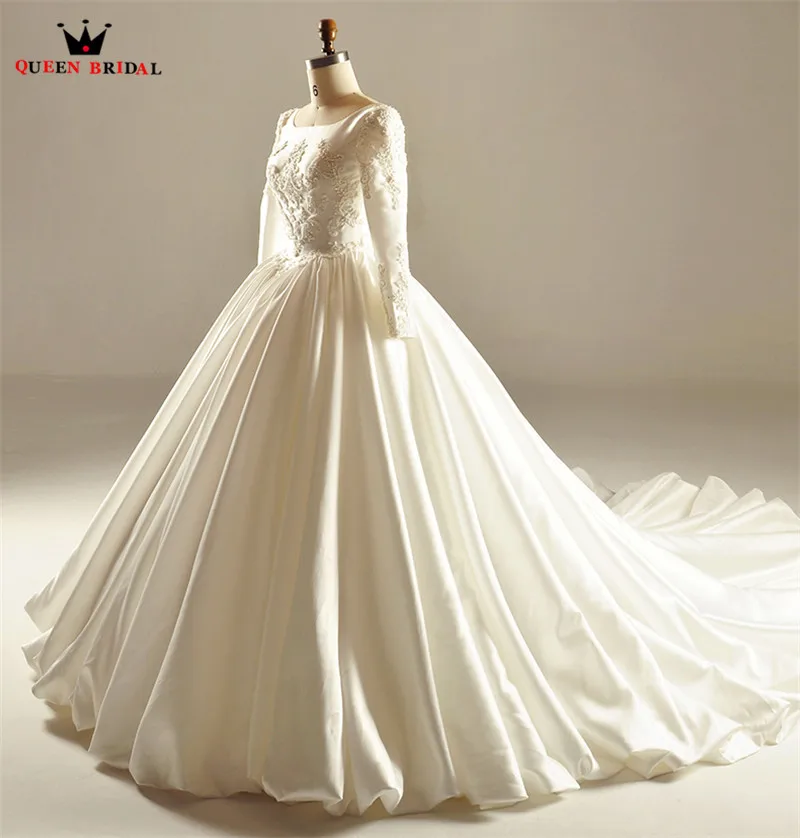 

Empire Long Sleeve Satin Lace Beading Luxury Vintage Wedding Dresses New 2018 Real Photo Wedding Gown Custom Made XH24