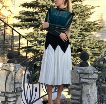 

High quality Sef Portrait Dress 2018 Autumn Winter Women Elegant Dress Hollow Out Green Lace White Pleated Chiffon Midi Dress