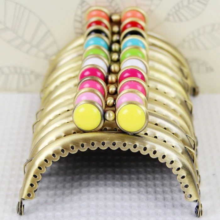 

10PCS Smooth Bronze Lace Coining Purse Frame 8.5CM Candy Flat Bead Head Coin Purse Metal Frames Cluth DIY Sewing Bag Accessories