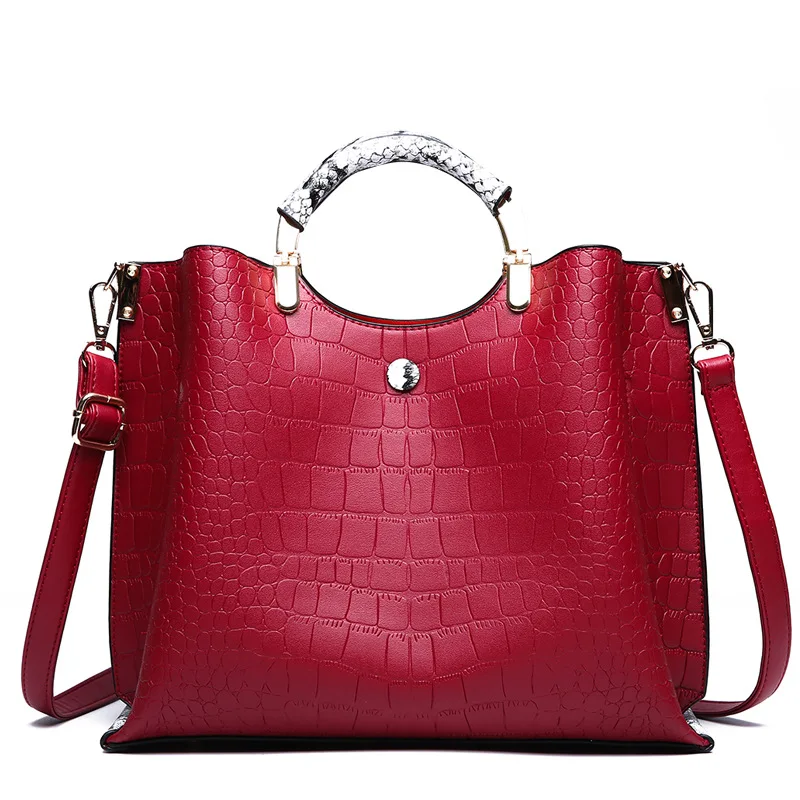 

2019 new bucket type saddle bag solid color PU crocodile pattern handbag Europe and America shoulder bag
