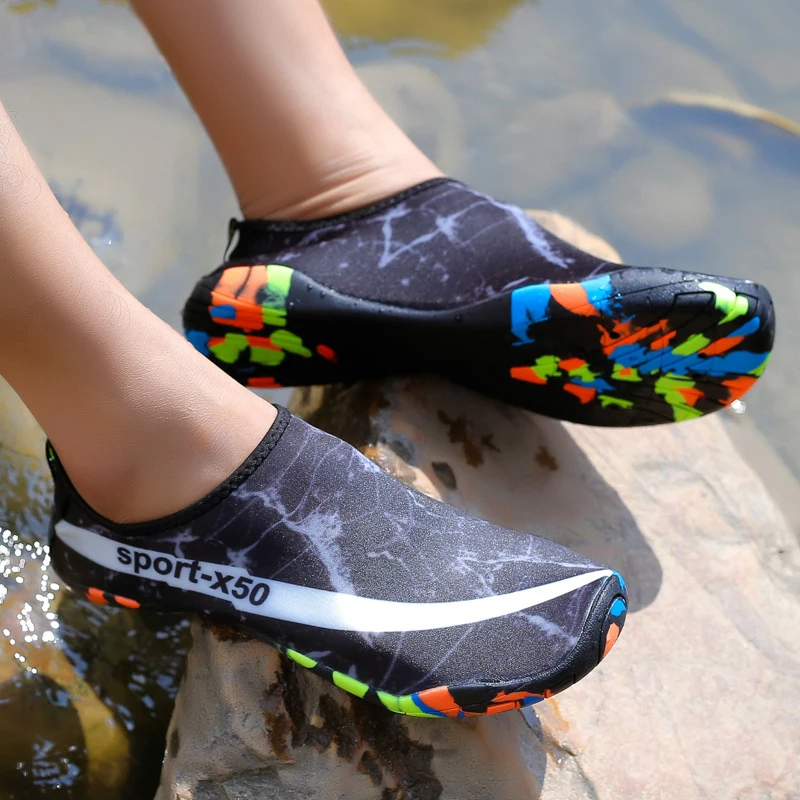 Summer Children's Beach Shoes Soft Bottom Breathable Back Stream Wading Barefoot Soft Shoes Diving Breathable Portable