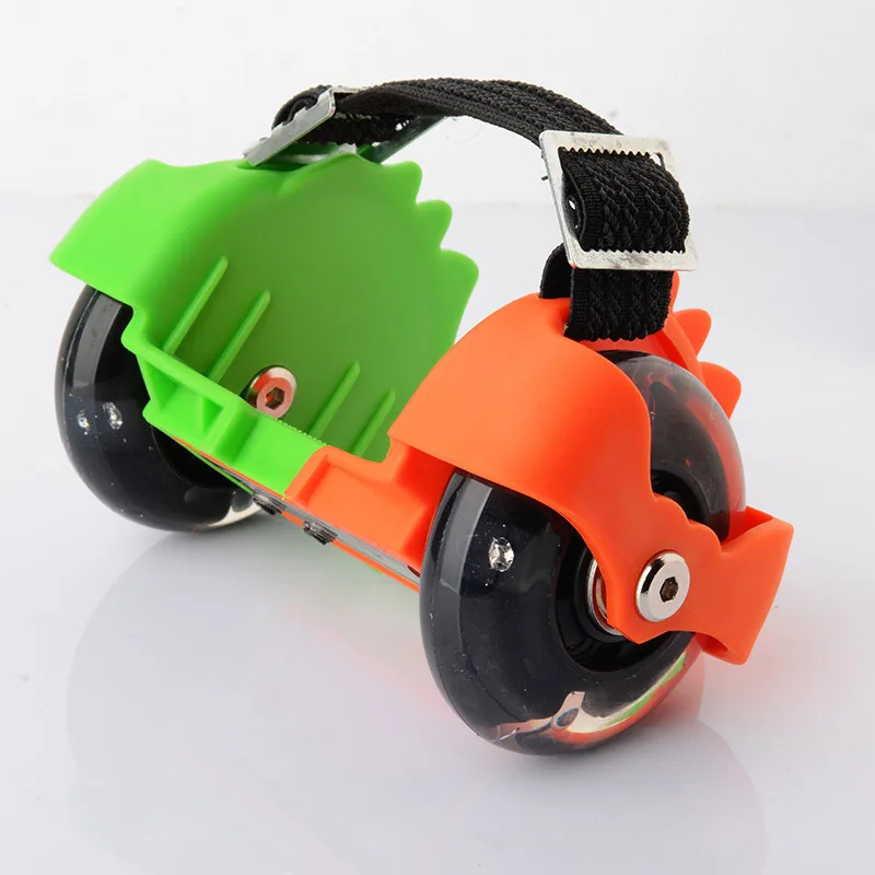 الأطفال الرياضية بكرة مضاءة وامض عجلات كعب تزلج بكرات الجليد 2 عجلات اللمعان أحذية التزلج الأسطوانة مع عجلات