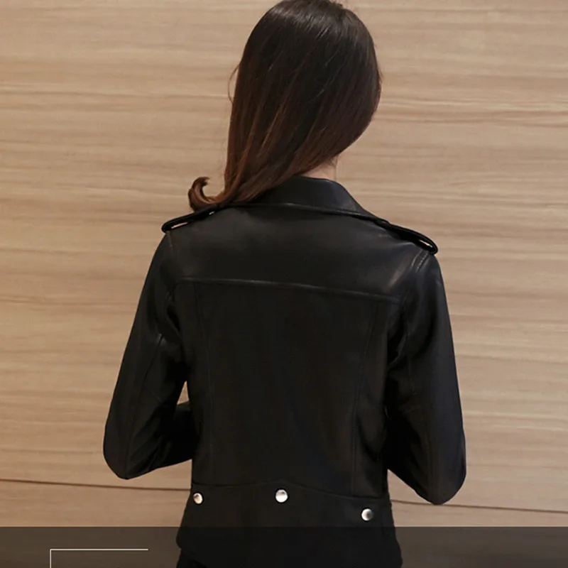 Дизайн, осенние куртки из искусственной кожи в стиле панк, пальто из мягкой искусственной кожи, тонкая черная мотоциклетная куртка на молнии, Женская куртка с бахромой