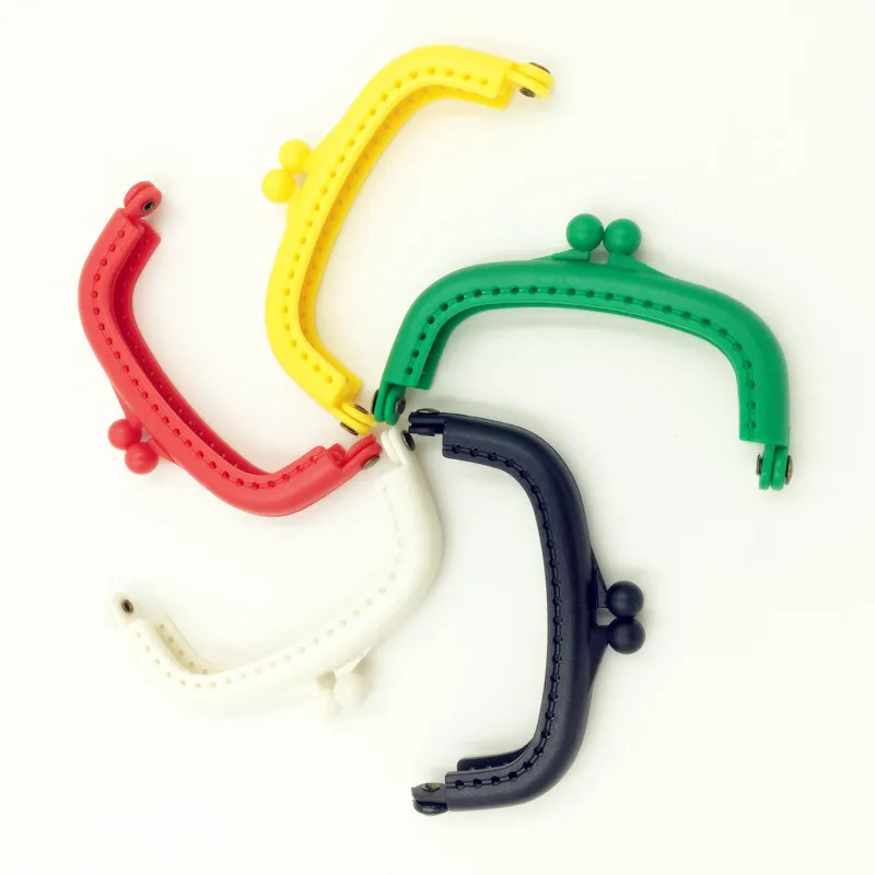 

5Pcs Mixed Candy Colors Coins Purse Lock Clutch Plastic Arc Frame Kiss Clasps Handbag Handle 9x5cm