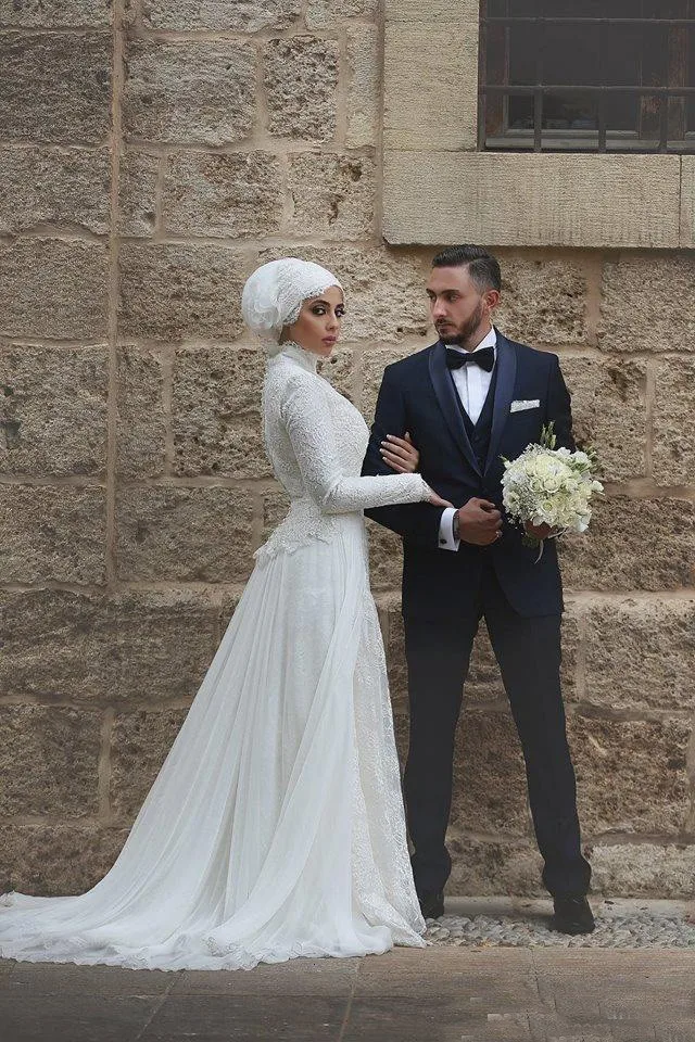 

2019 Vintage A Line Muslim Wedding Dresses Cheap Bridal Gown Full Lace Long Sleeves Arabic Wedding Vestido de noiva