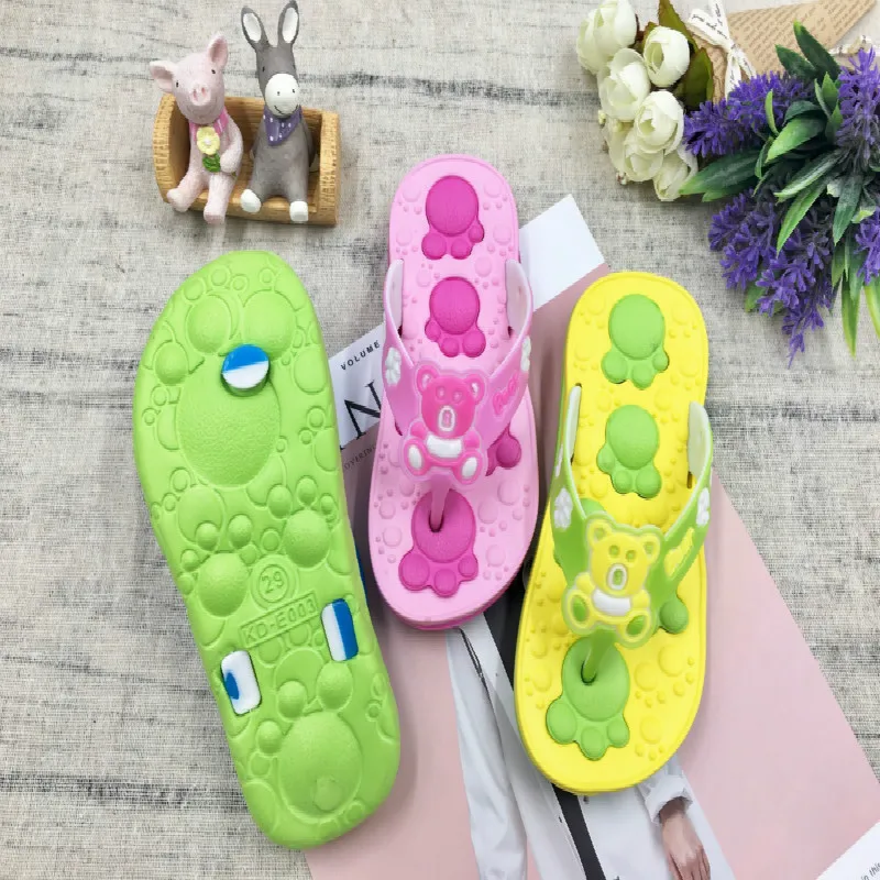 

Soft Small Footprints Children's Sandals and Slippers Beach Anti-slip Bear Herringbone Flip-flops Shoes Fashion Waterproof Cute